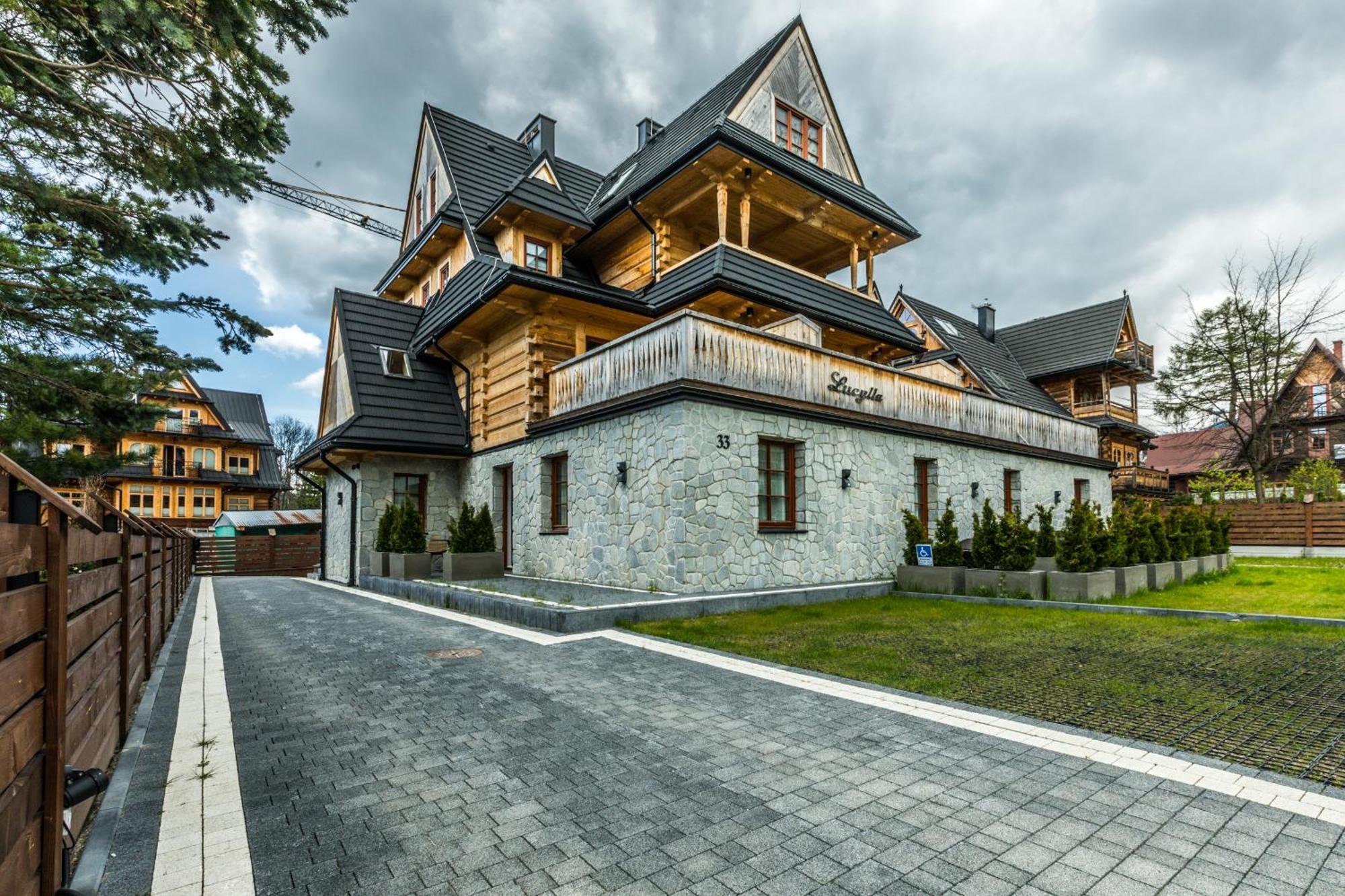 Aparthotel Lucylla Zakopane Esterno foto
